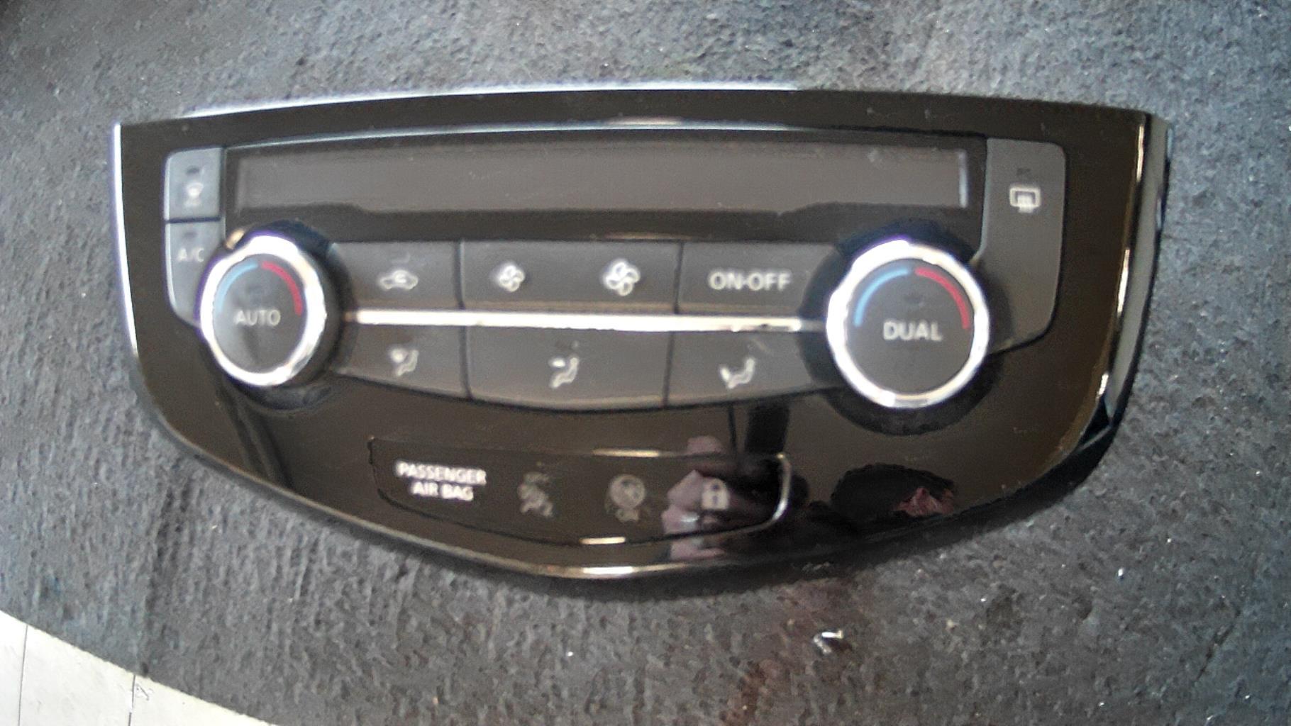 Comandi riscaldamento NISSAN QASHQAI 2 PHASE 2 Gasolina - 1