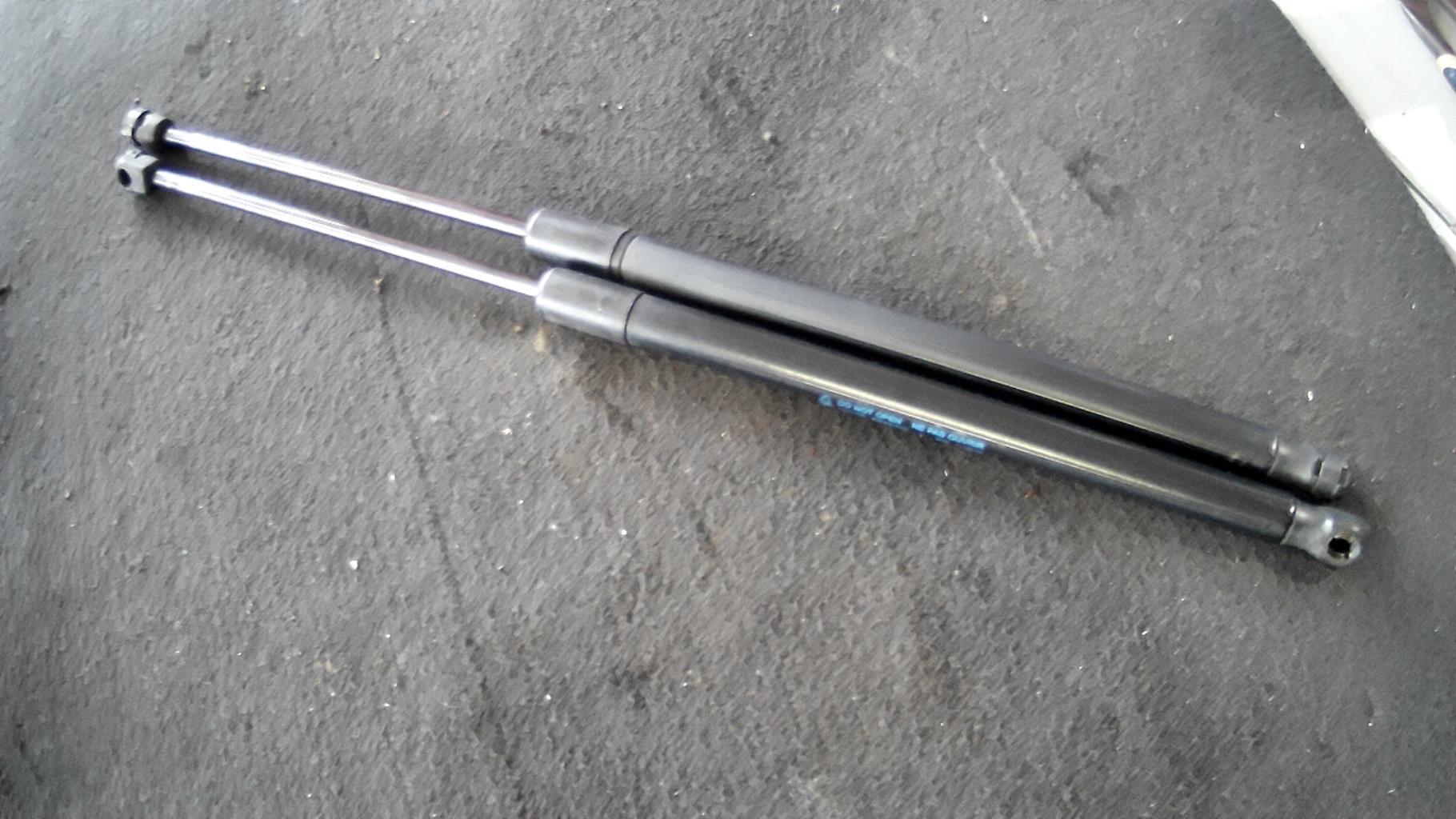 Verin de coffre FORD FIESTA 6 PHASE 1 Diesel - 1