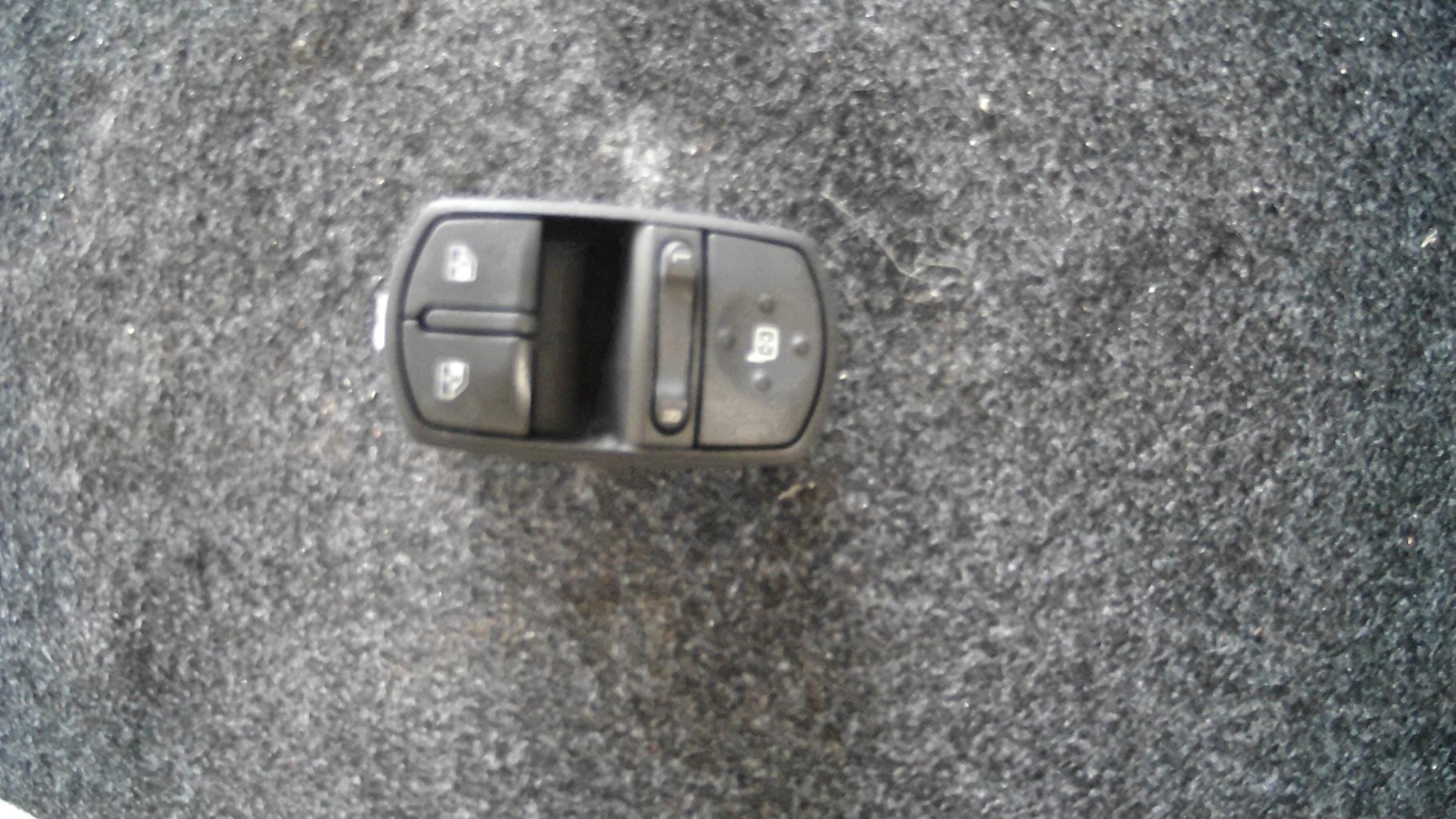 Interrupteur de leve vitre OPEL CORSA D PHASE 1 Diesel - 1