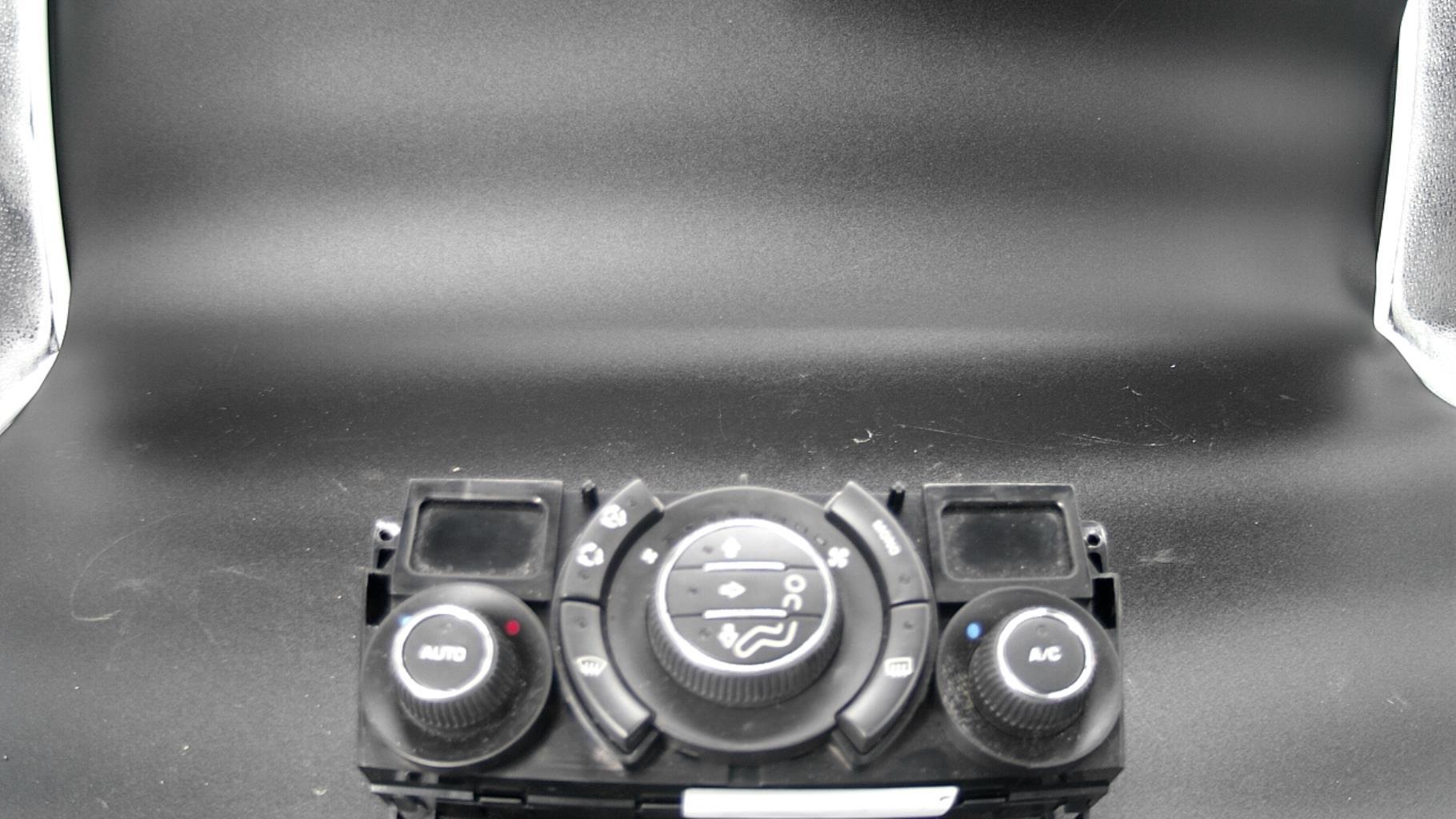 Comandi riscaldamento PEUGEOT 3008 1 PHASE 1 Diésel - 1