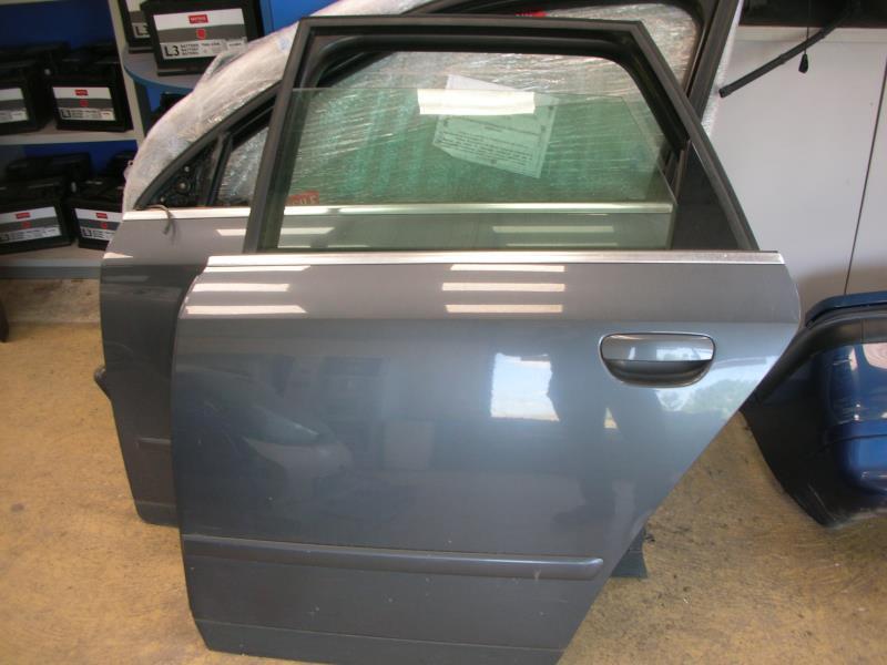Puerta trasera izquierda AUDI A4 2 AVANT PHASE 1 BREAK Diésel - 1