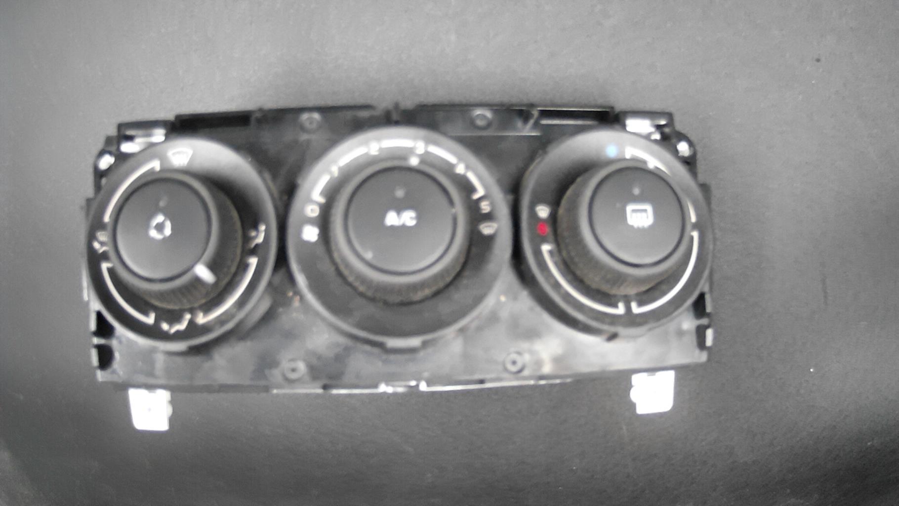 Commande chauffage CITROEN C3 PICASSO PHASE 2 Essence - 1