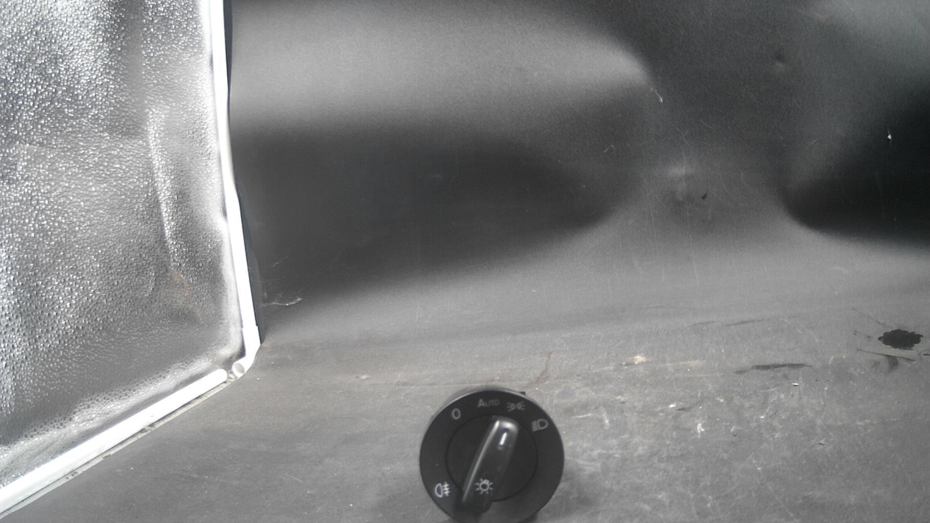 Commande de phare VOLKSWAGEN GOLF 5 Diesel - 1