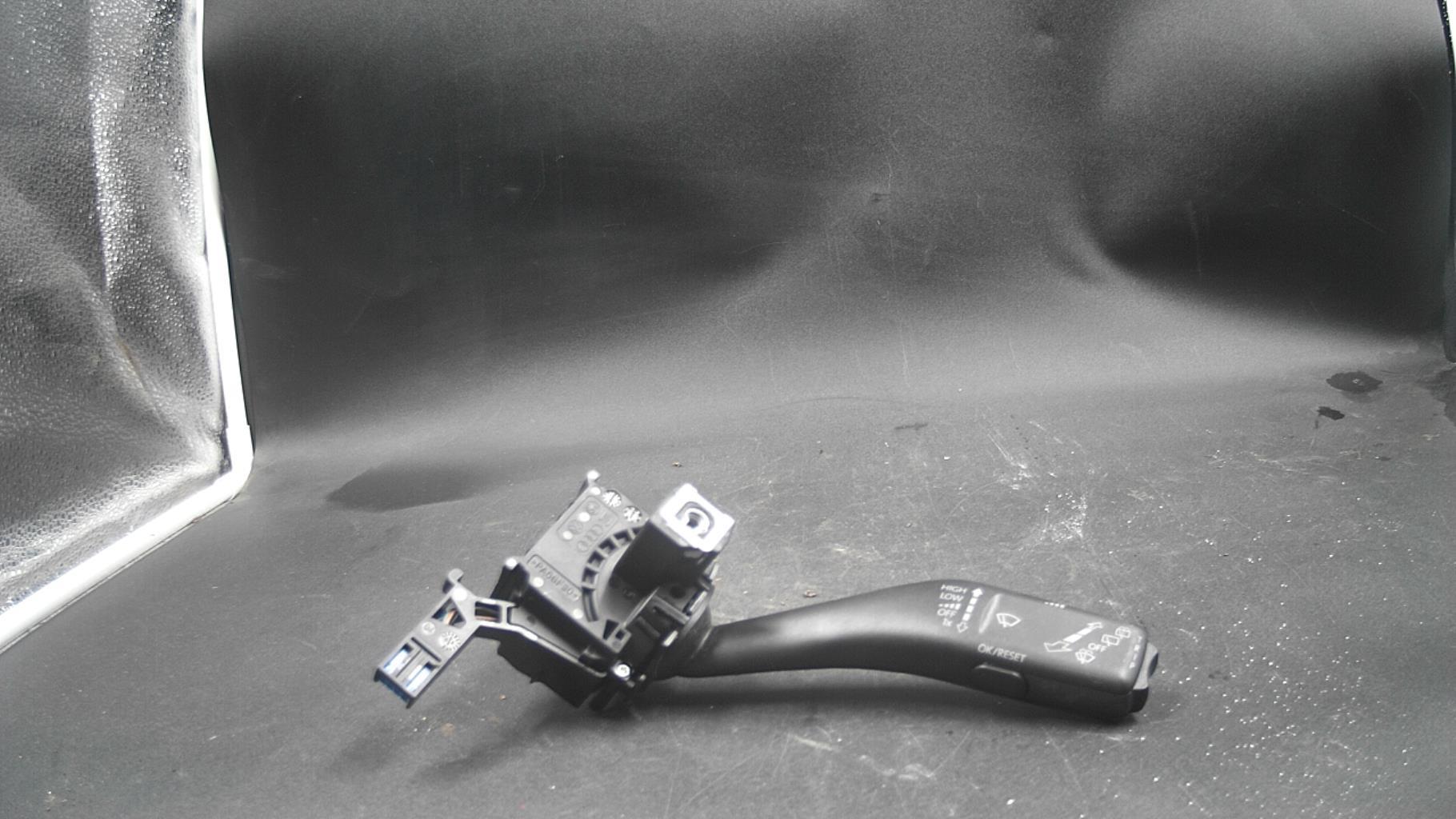 Commodo d'essuie glaces VOLKSWAGEN GOLF 5 Diesel - 1