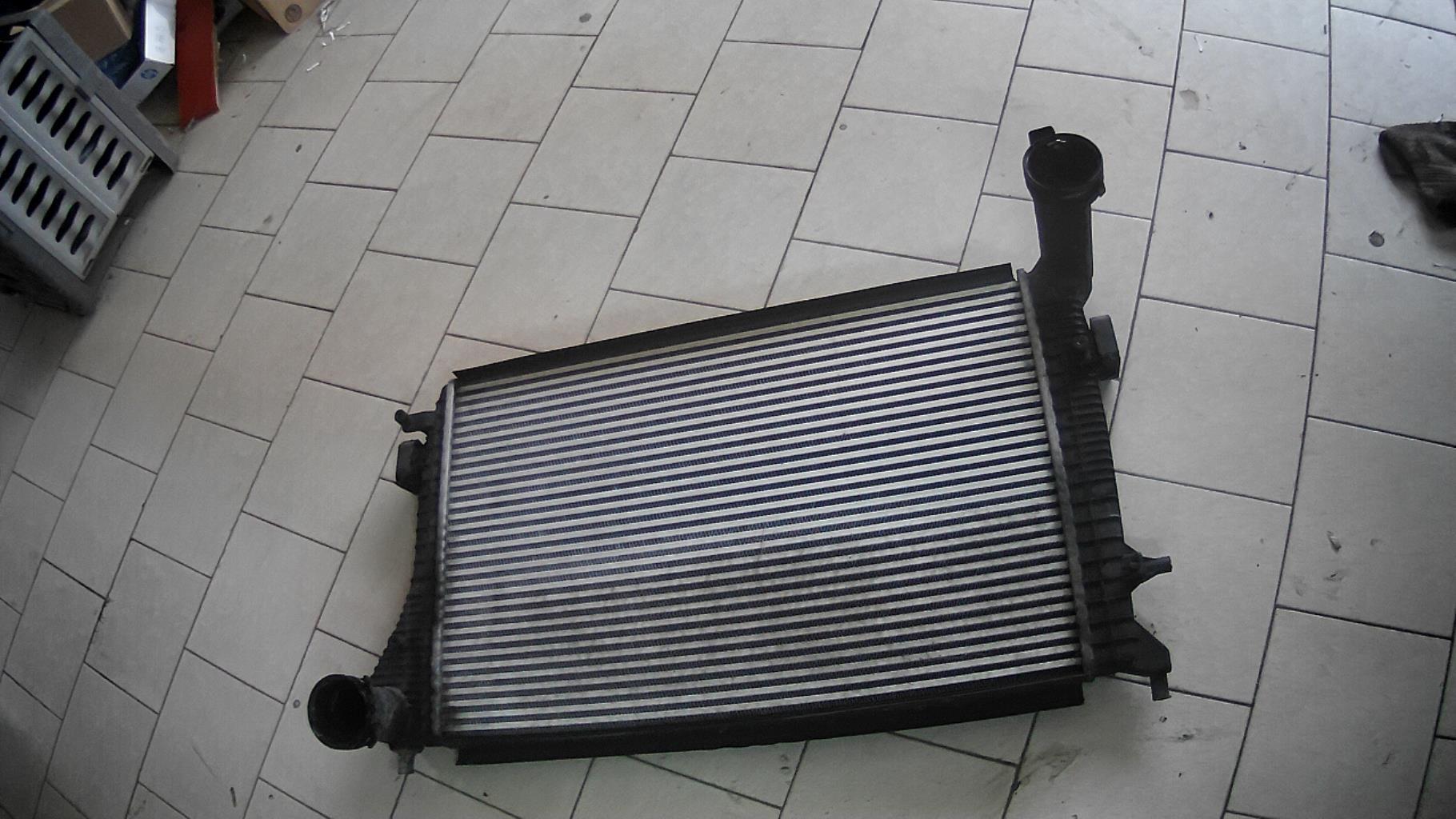 Echangeur air (Intercooler) VOLKSWAGEN GOLF 5 Diesel - 1