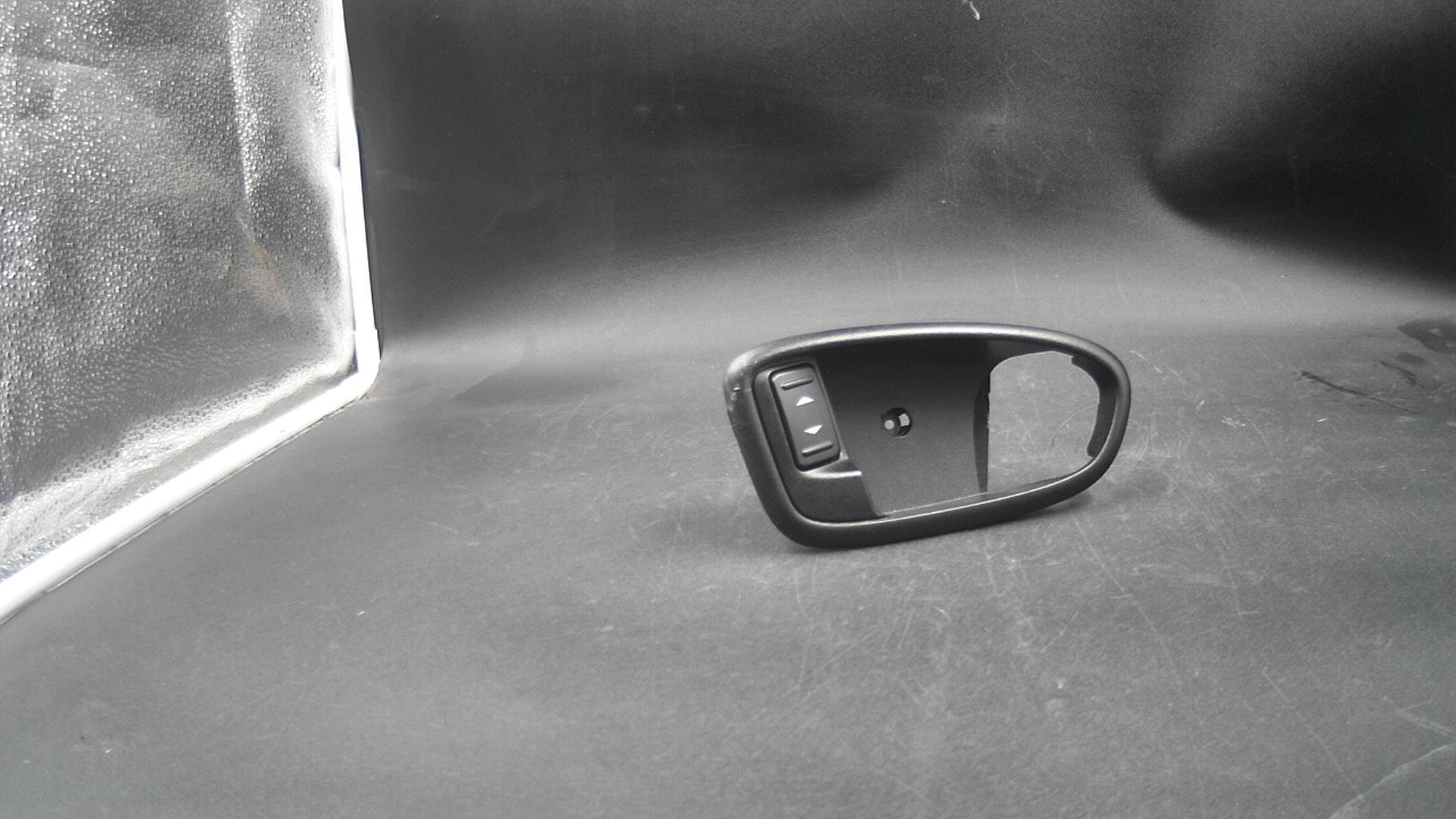 Interruttore lavacristalli anteriore destro FORD S-MAX 1 PHASE 1 Diésel - 1