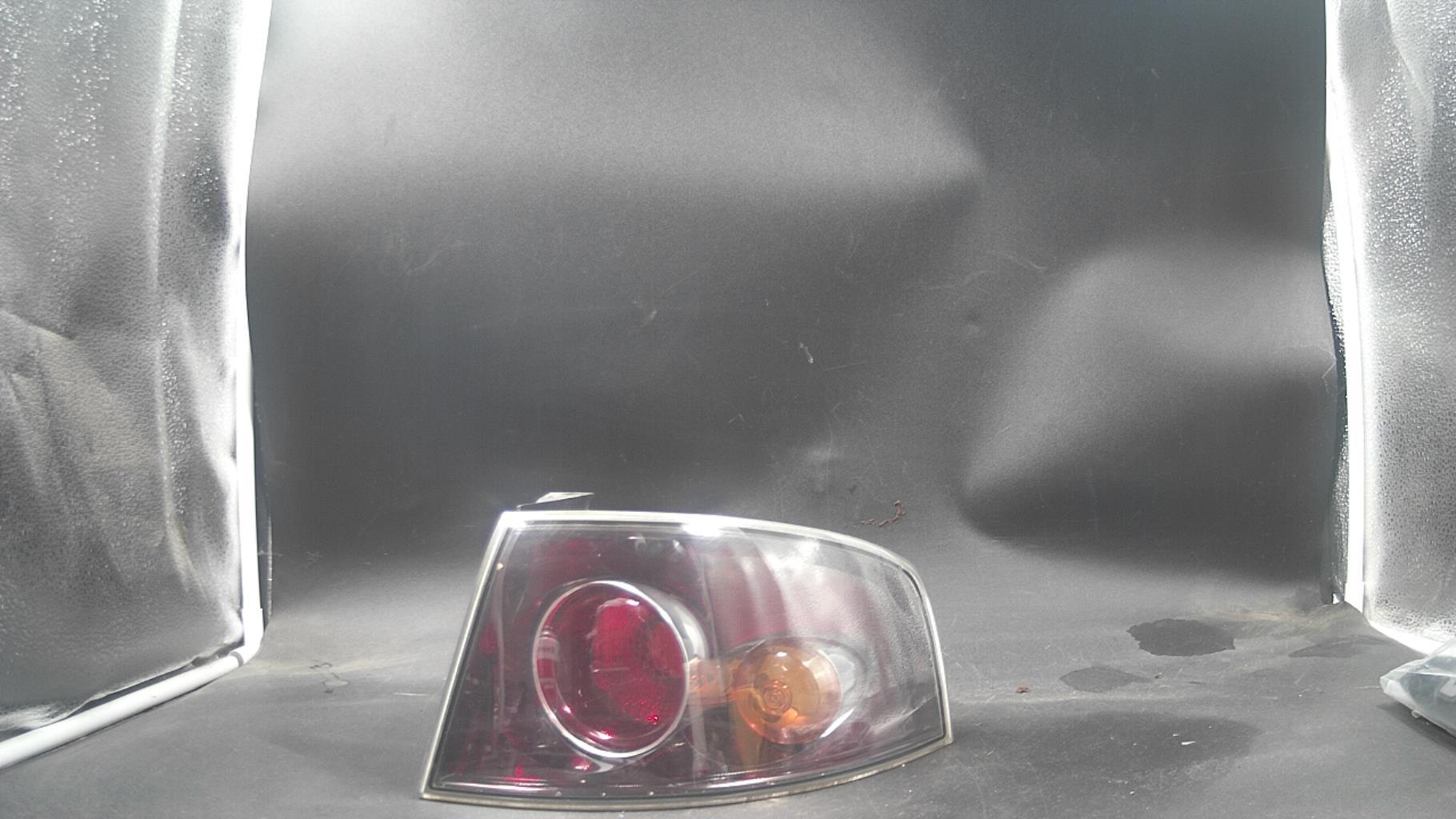Fanale posteriore principale destro (luci) SEAT IBIZA 3 PHASE 2 Diésel - 1