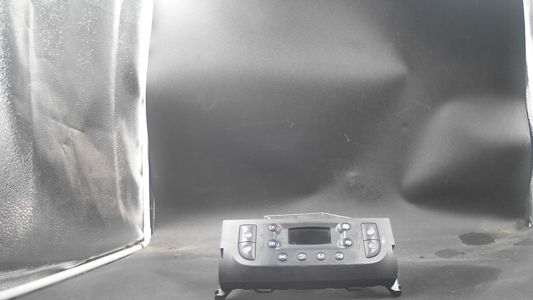 Commande chauffage RENAULT CLIO 2 PHASE 2 Essence - 1