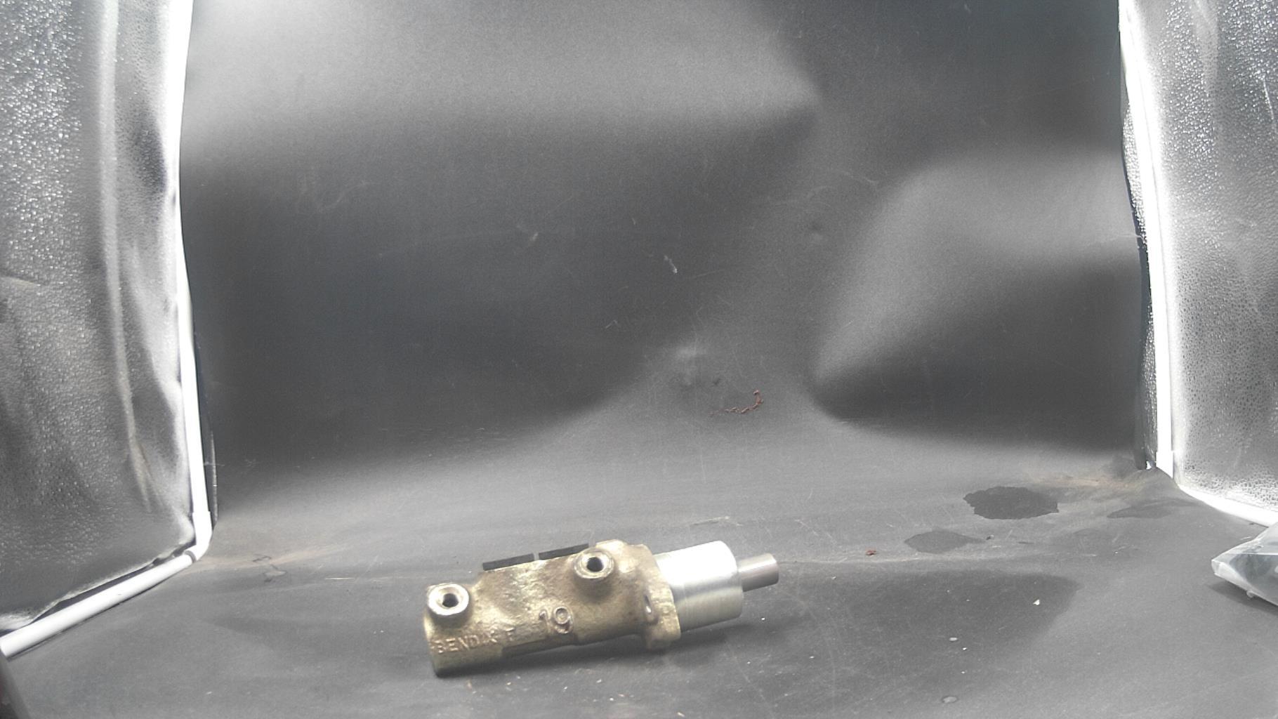Maitre cylindre (freinage) RENAULT EXPRESS PHASE 1 Essence - 1