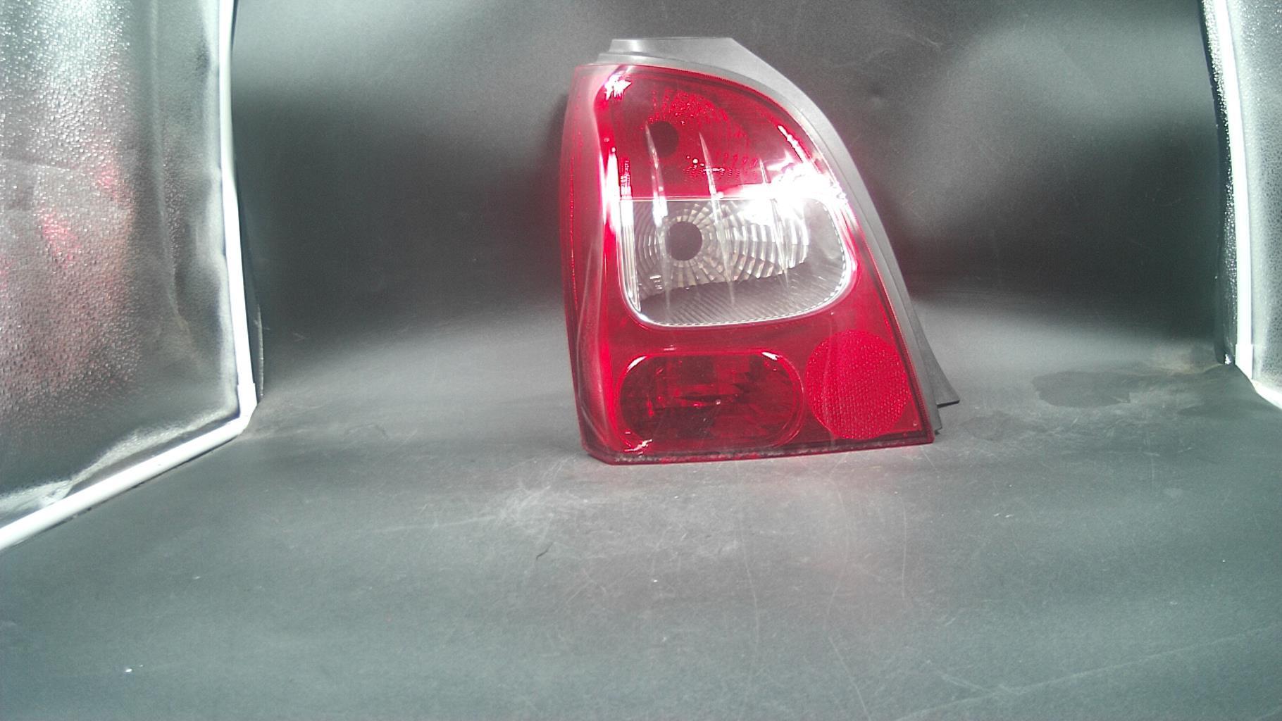Fanale posteriore principale sinistro (luci) RENAULT TWINGO 2 PHASE 1 Diésel - 1