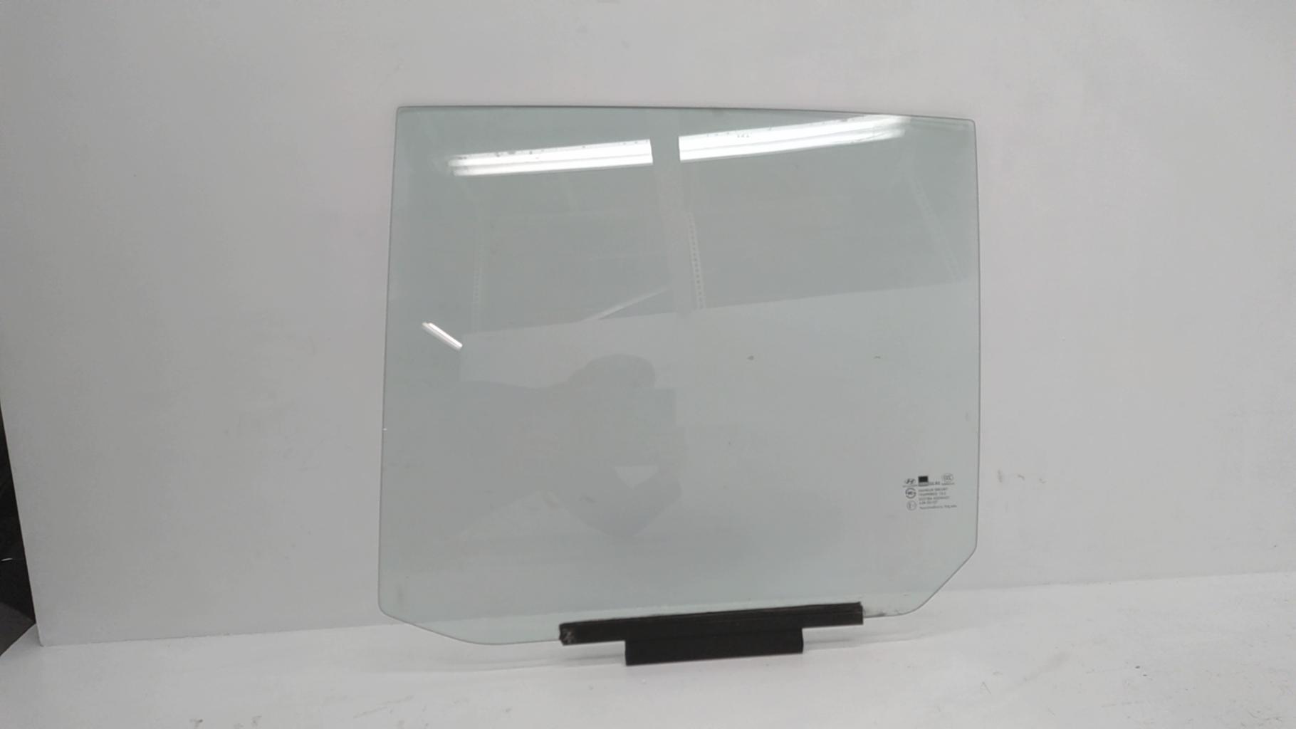 Vitre arriere gauche HYUNDAI GETZ PHASE 1 Essence - 1