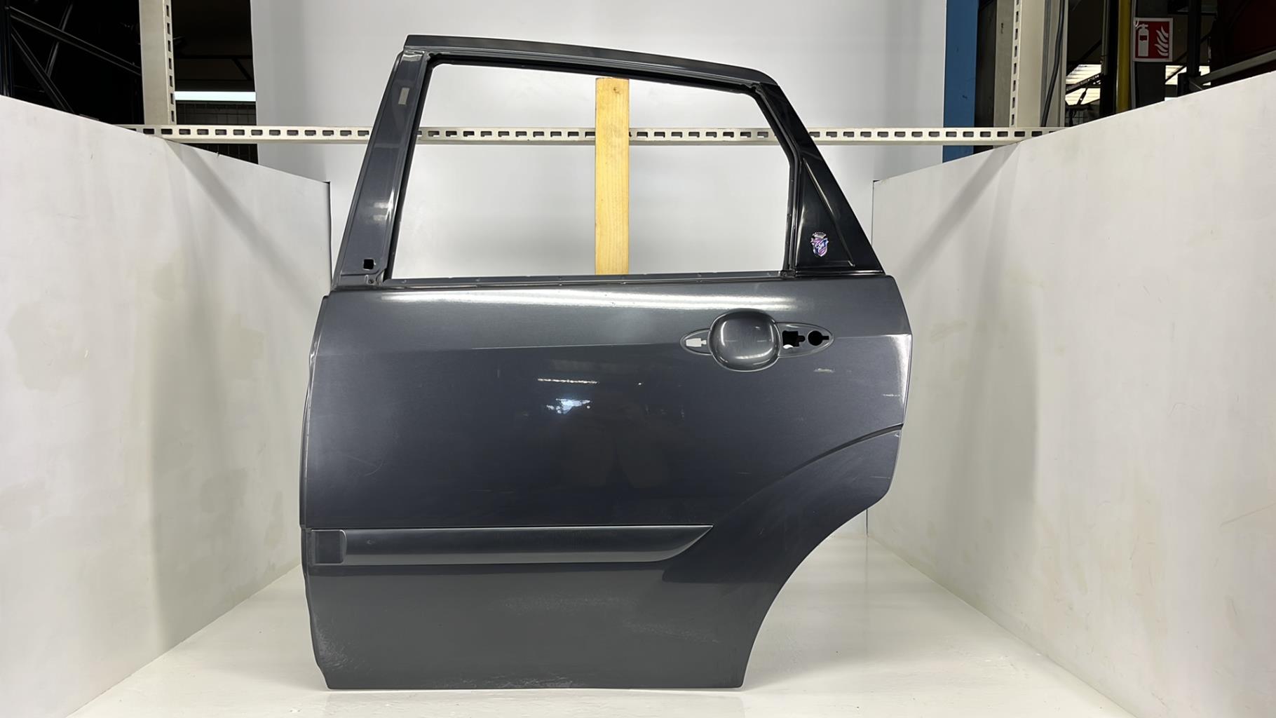 Porte arriere gauche FORD FOCUS 1 Diesel - 1
