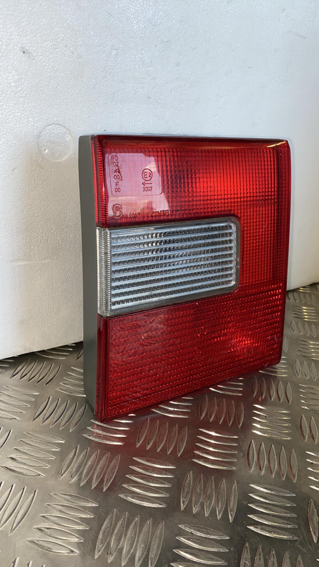 Feu arriere secondaire gauche (feux) CITROEN EVASION PHASE 2 Diesel - 1