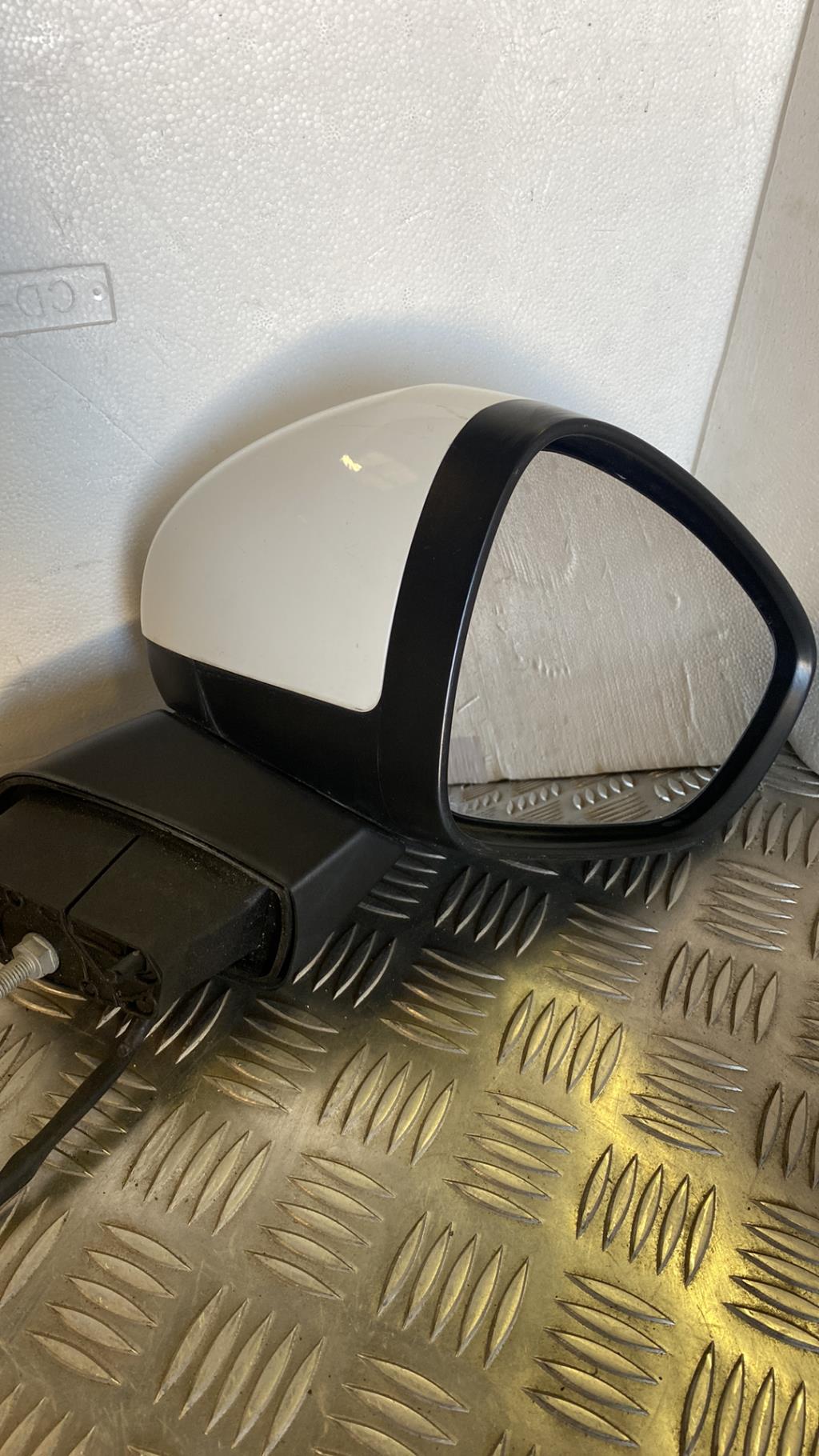 Retroviseur droit CITROEN C3 2 PHASE 1 Essence - 1