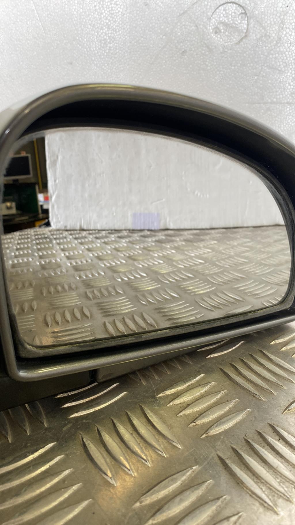 Retroviseur droit HYUNDAI GETZ PHASE 1 Diesel - 1
