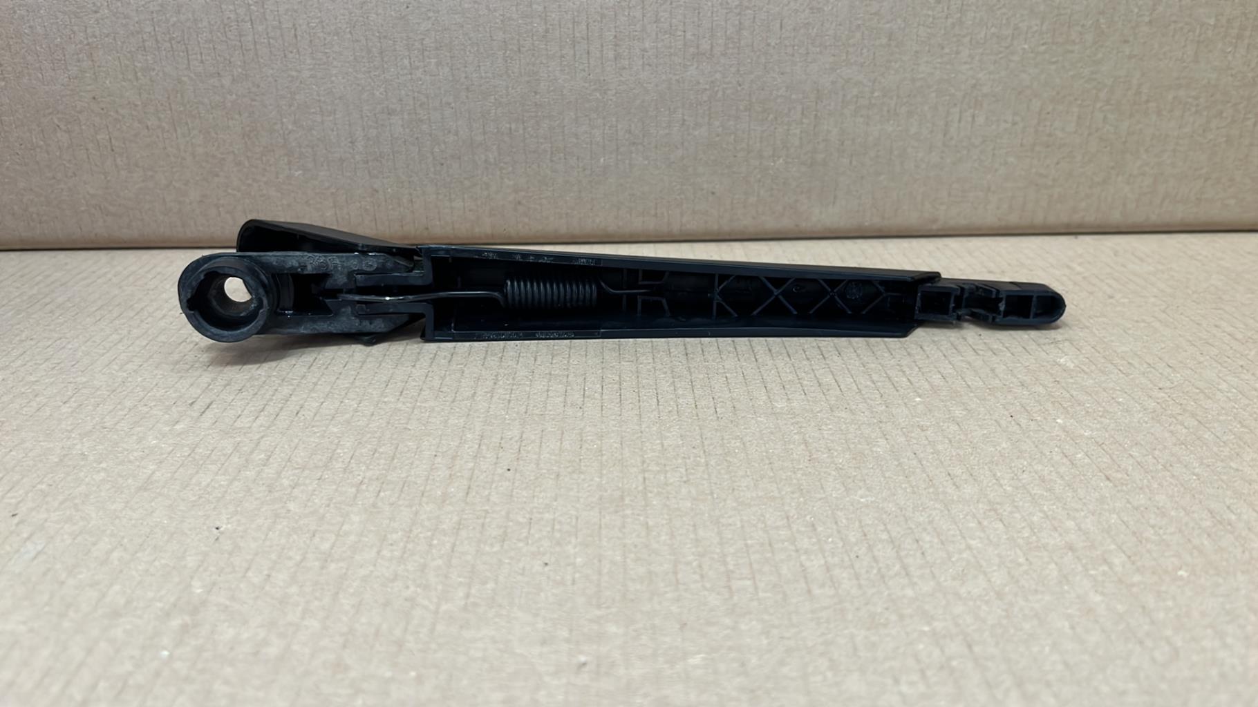 Bras essuie glace arriere CITROEN C4 2 PHASE 1 Diesel - 1