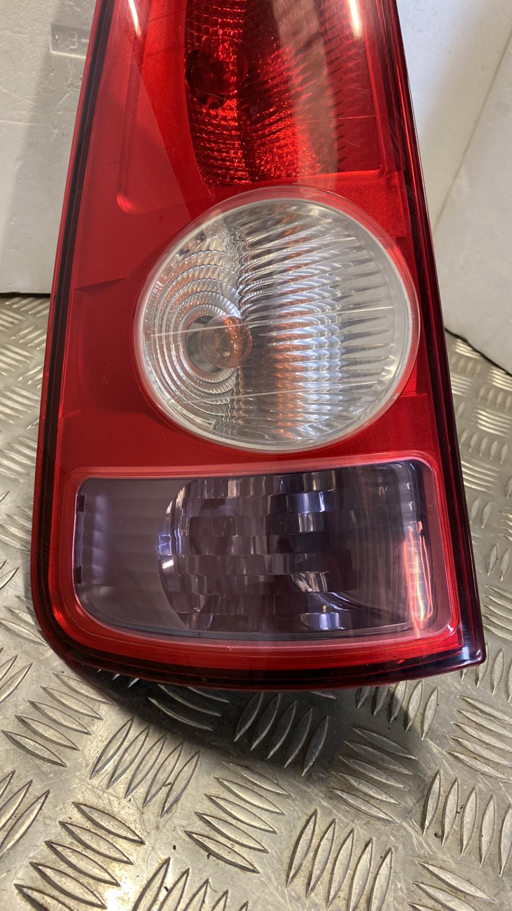 Feu arriere principal gauche (feux) RENAULT ESPACE 4 PHASE 1 Diesel - 1