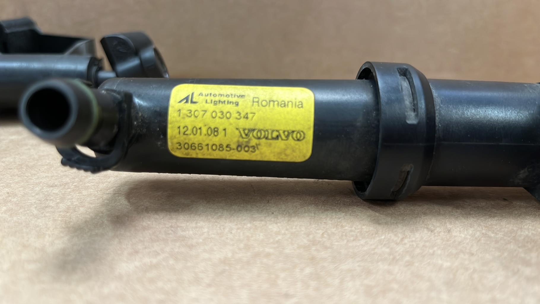 Pompe lave phares VOLVO V 50 PHASE 2 BREAK Diesel - 1