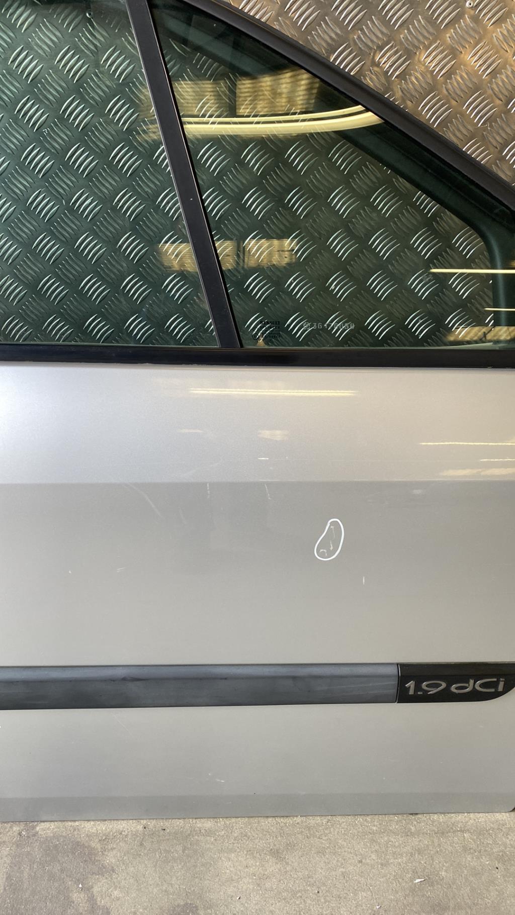 Porte avant droit RENAULT SCENIC 2 PHASE 1 Diesel - 1