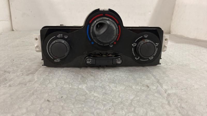 Commande chauffage RENAULT MEGANE 2 PHASE 2 Diesel - 1