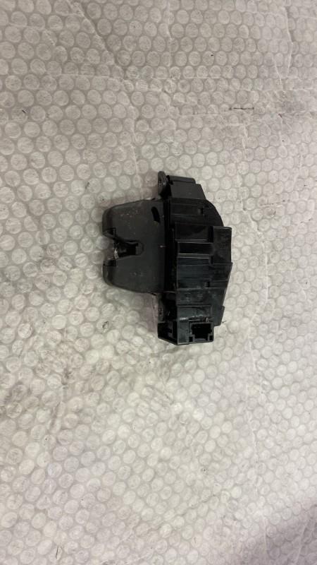 Serrure de hayon CITROEN C4 PICASSO 1 Diesel - 1