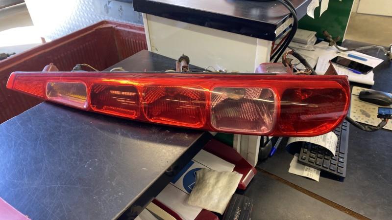 Feu arriere principal droit (feux) CITROEN C8 Diesel - 1