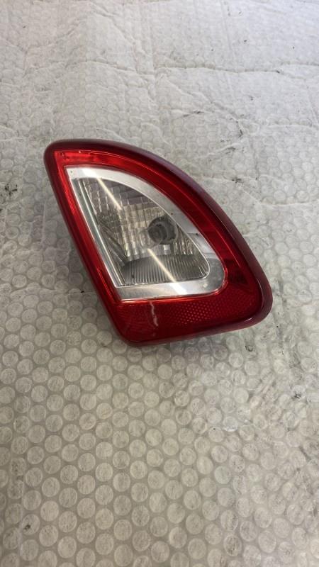 Feu arriere secondaire gauche (feux) RENAULT TWINGO 2 PHASE 2 Essence - 1