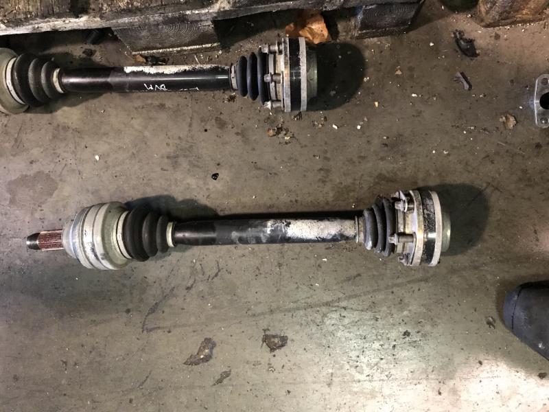 Giunto cardanico posteriore destro (trasmissione) BMW SERIE 5 E39  - 1