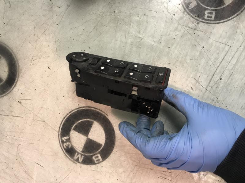 Interrupteur de leve vitre BMW SERIE 5 E39  - 1
