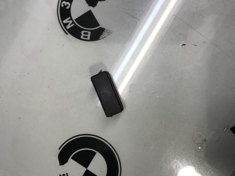 Bouton de warning BMW SERIE 3 E36  - 1