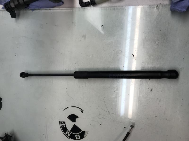 Verin de coffre BMW SERIE 1 E87 PHASE 1  - 1