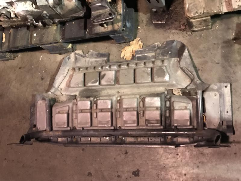 Cache sous moteur BMW X5 E53  - 1