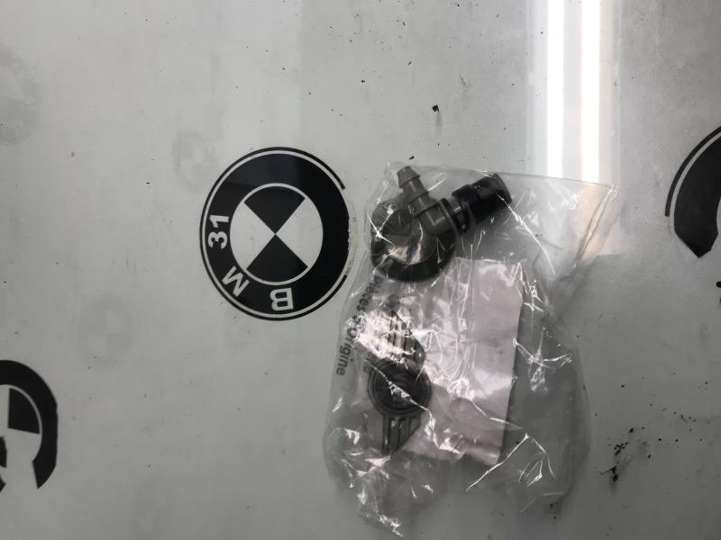Ugello lavavetro BMW X3 F25  - 1