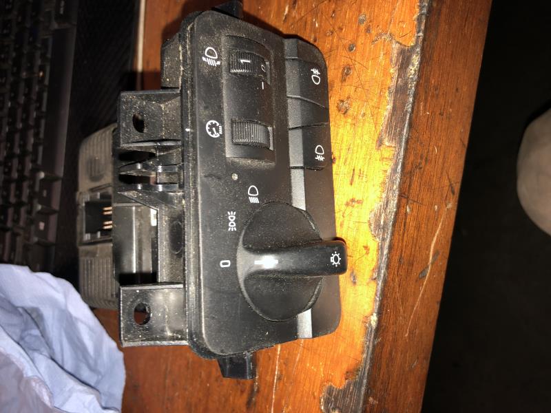 Commande de phare BMW SERIE 3 E46 COMPACT PHASE 1  - 1