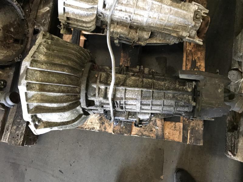Boite de vitesses BMW SERIE 7 E32  - 1