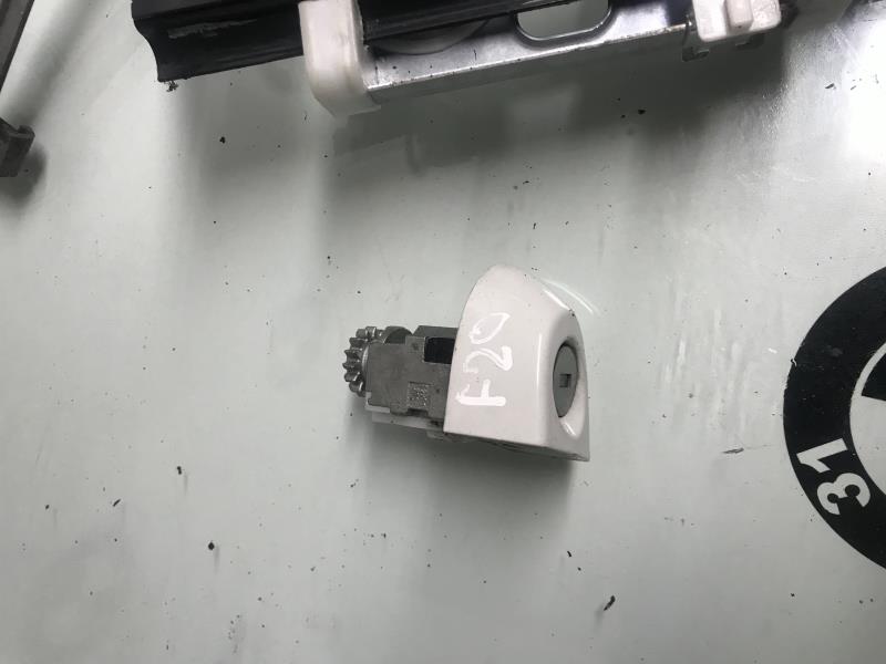 Blocchetto serratura portiera anteriore sinistra BMW SERIE 1 (F20)  - 1