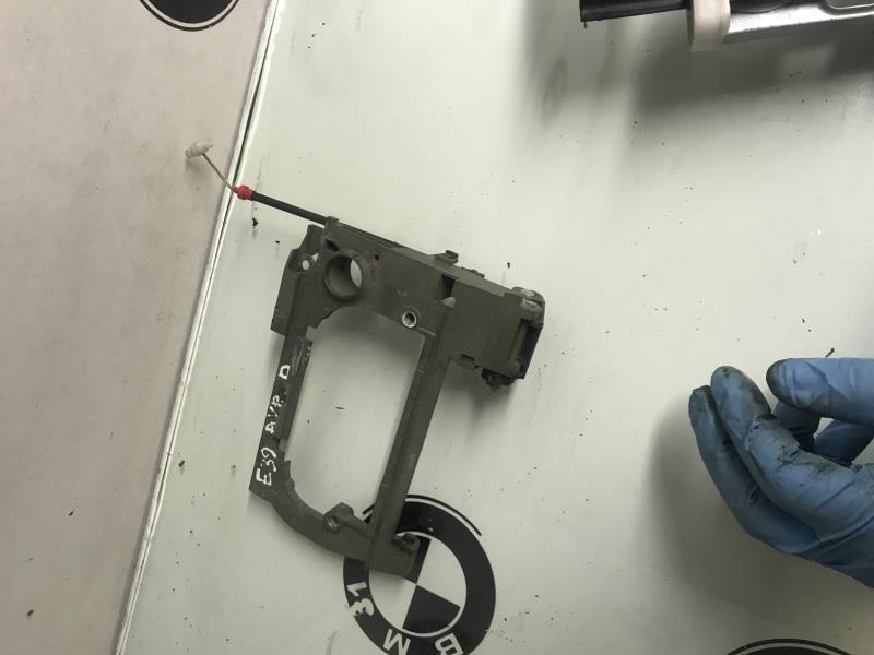 Supporto maniglia portiera anteriore destra BMW SERIE 5 E39  - 1