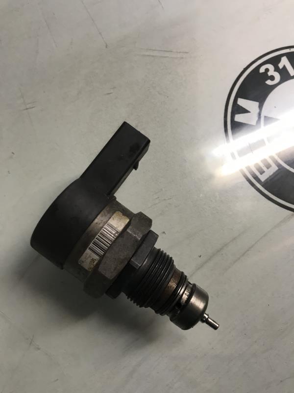 Capteur de pression de rampe injection BMW SERIE 1 (E81)  - 1
