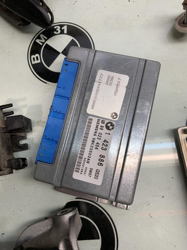 Calculateur BMW SERIE 5 E39 PHASE 2 Diesel - 1