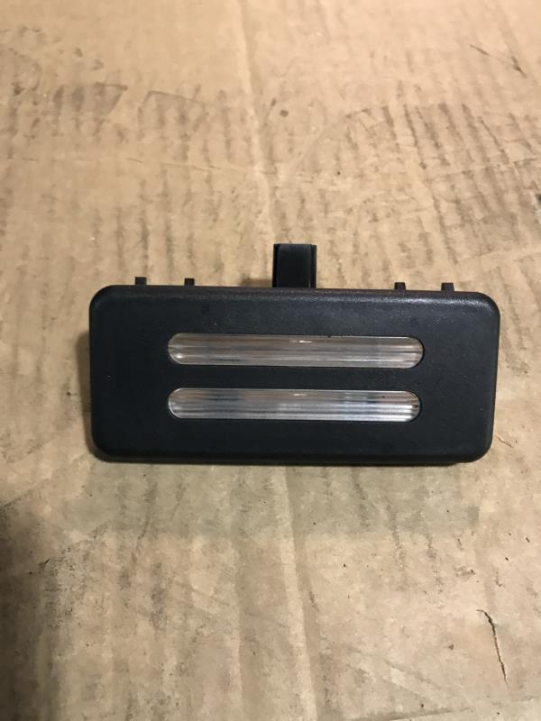 Eclairage de plafonnier BMW SERIE 3 E91 TOURING PHASE 1 BREAK Essence - 1