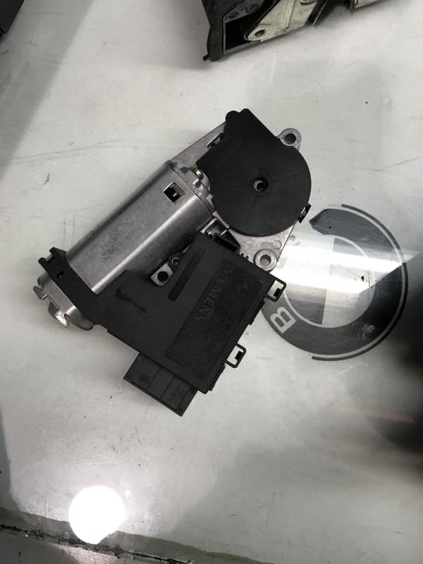 Moteur toit ouvrant BMW SERIE 5 E39  - 1