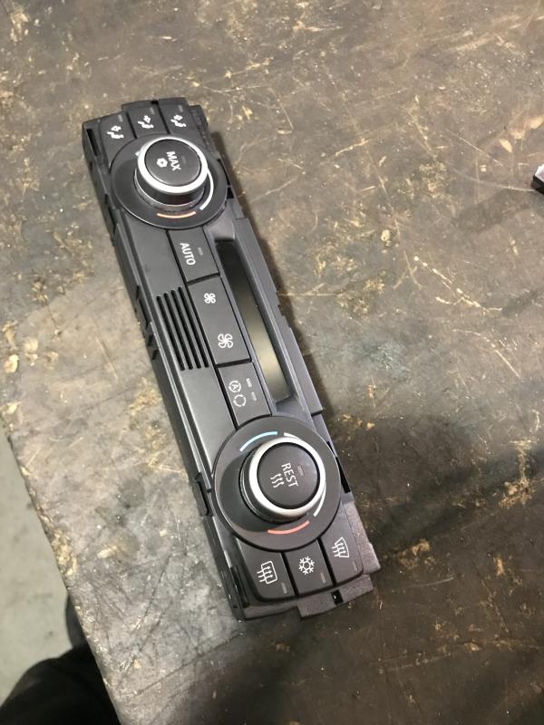 Commande chauffage BMW SERIE 1 E81 Diesel - 1