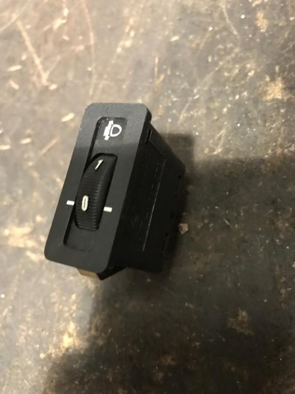 Commande de reglage hauteur de phare BMW SERIE 3 E36 Essence - 1