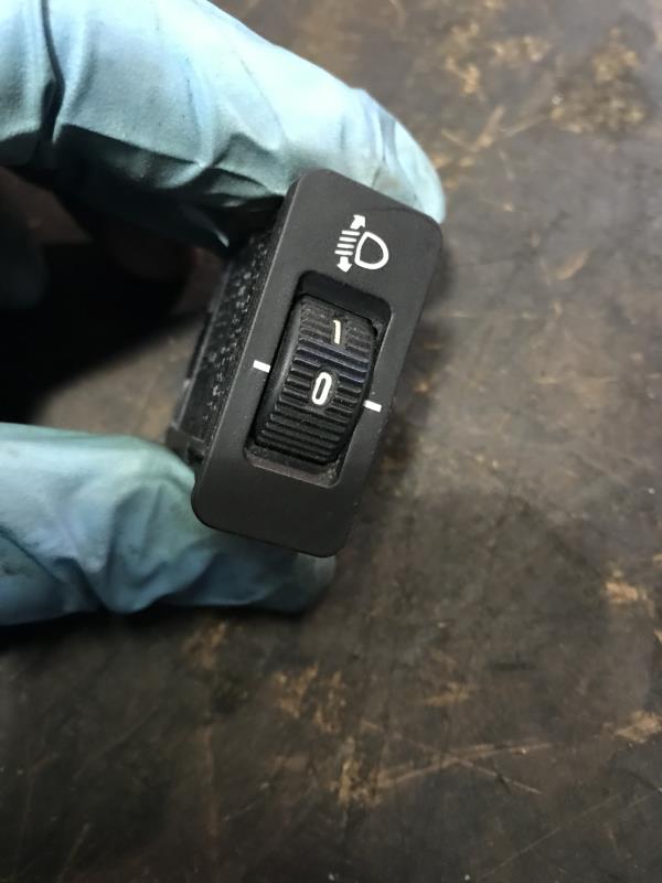 Bouton/Interrupteur BMW SERIE 5 E39 PHASE 1 Diesel - 1