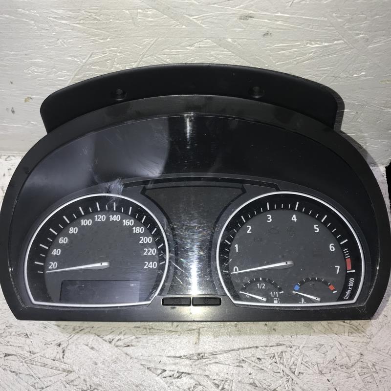Compteur BMW X3 E83  - 1