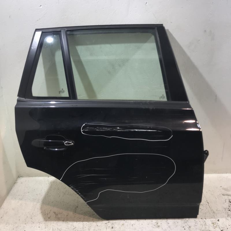 Serrure arriere droit BMW X3 E83  - 1