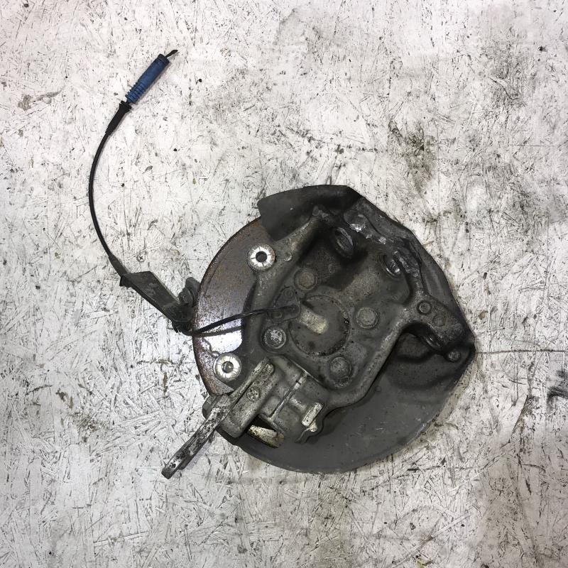 Fusee avant droit BMW SERIE 5 E39  - 1