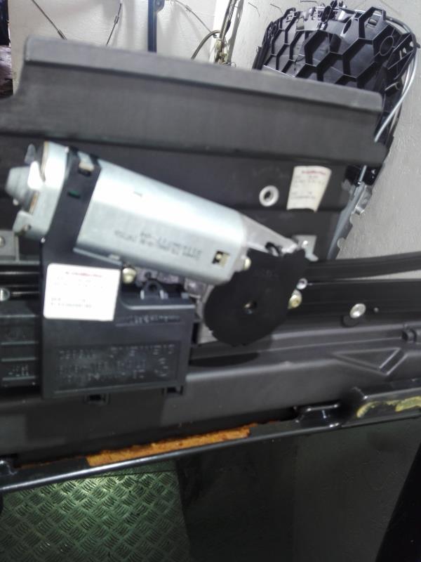 Moteur toit ouvrant BMW X5 E53 Diesel - 1