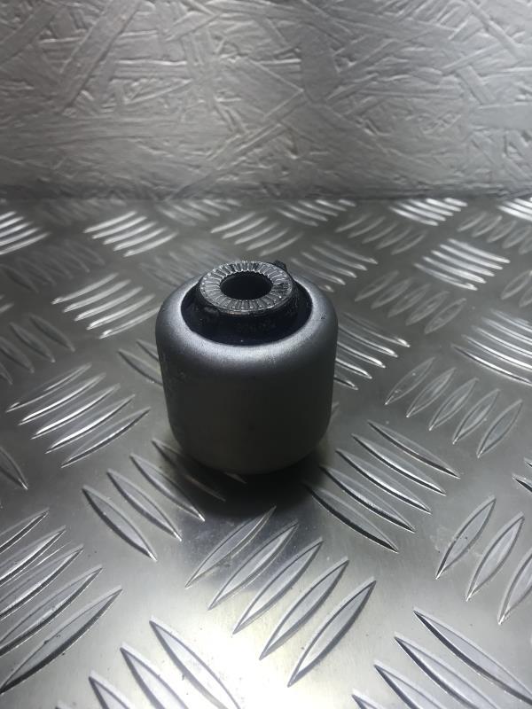 Silent block BMW SERIE 1 F20 PHASE 1  - 1