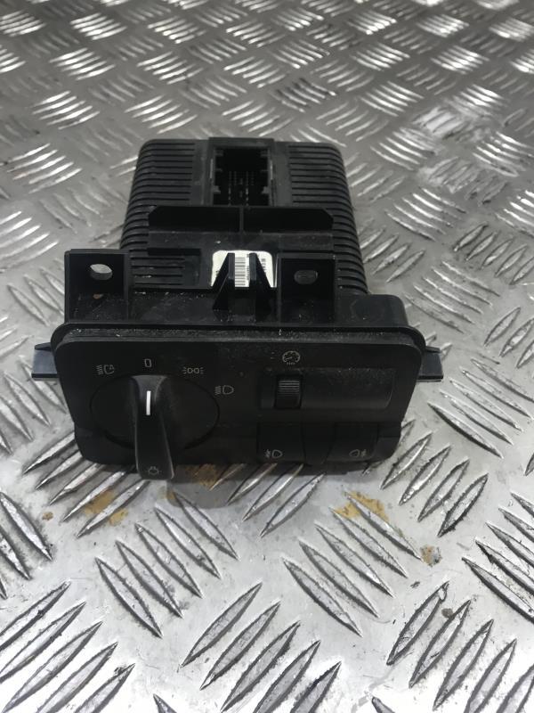 Commande de phare BMW SERIE 3 E46 COUPE PHASE 2 Essence - 1